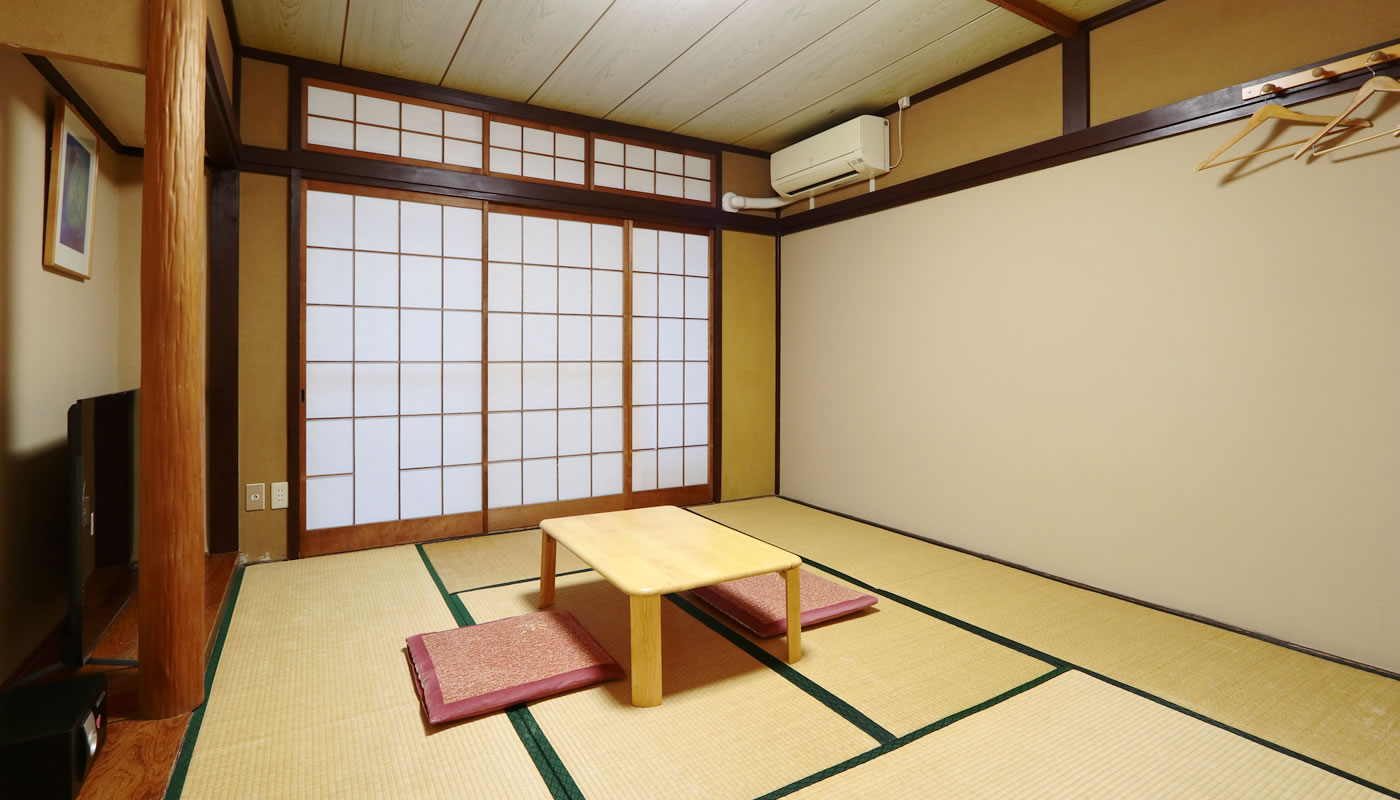 和室10-12畳